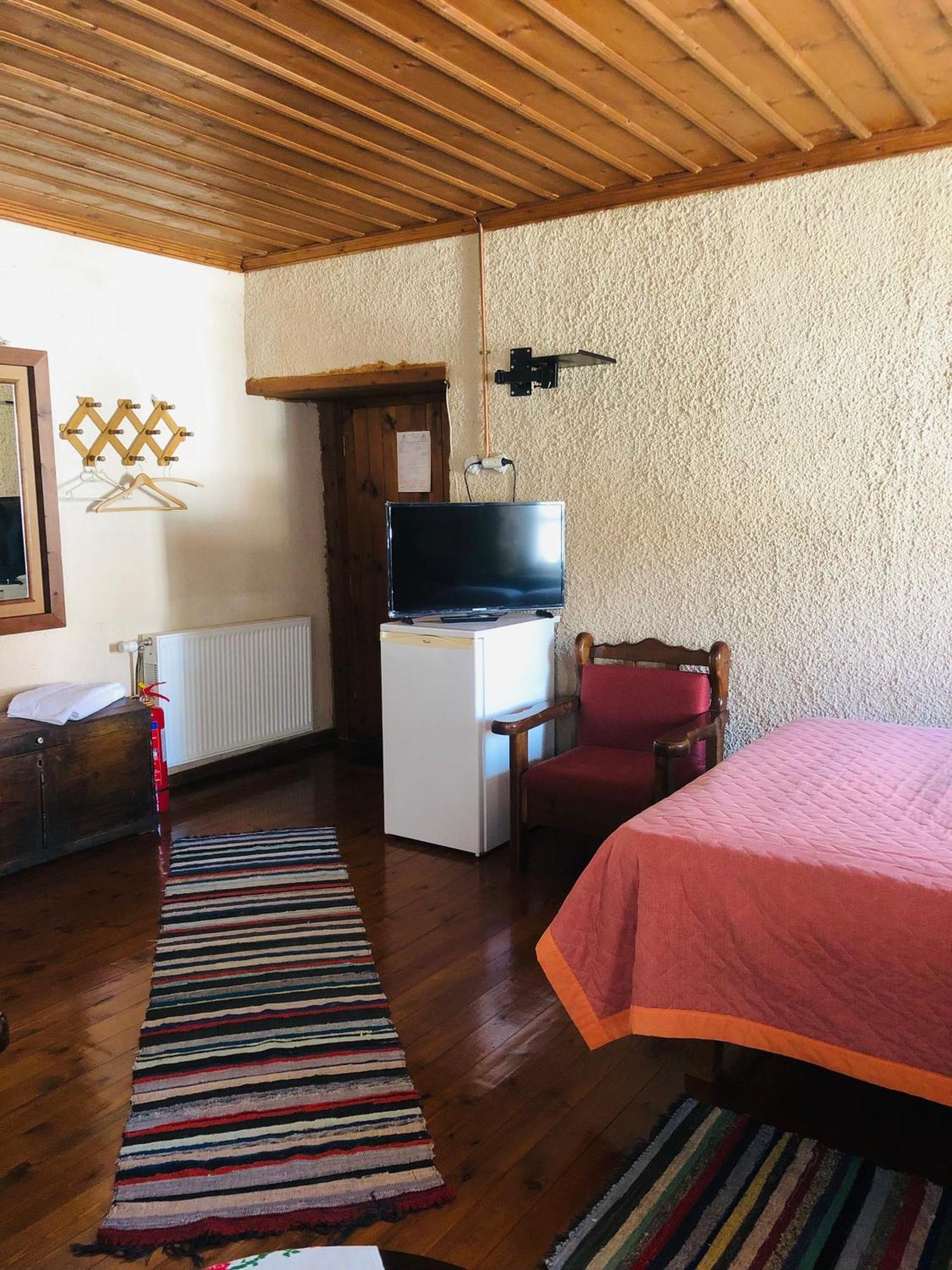 Χαγιάτι Hotel Psarades ภายนอก รูปภาพ